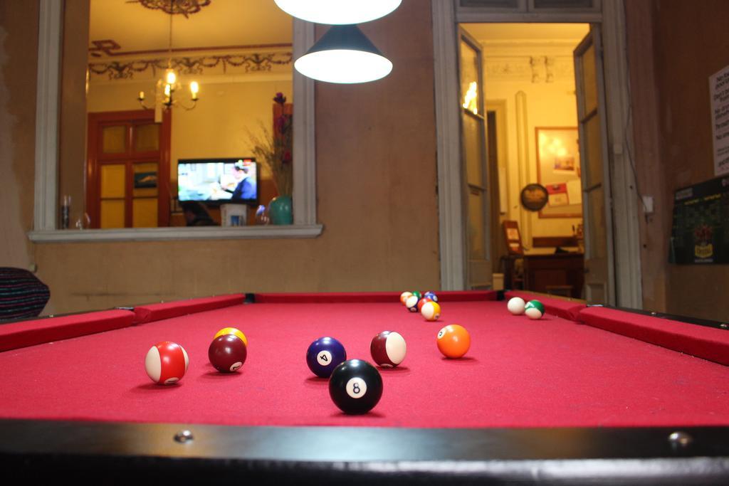 La Casa Roja Hostel Сантяго Екстериор снимка