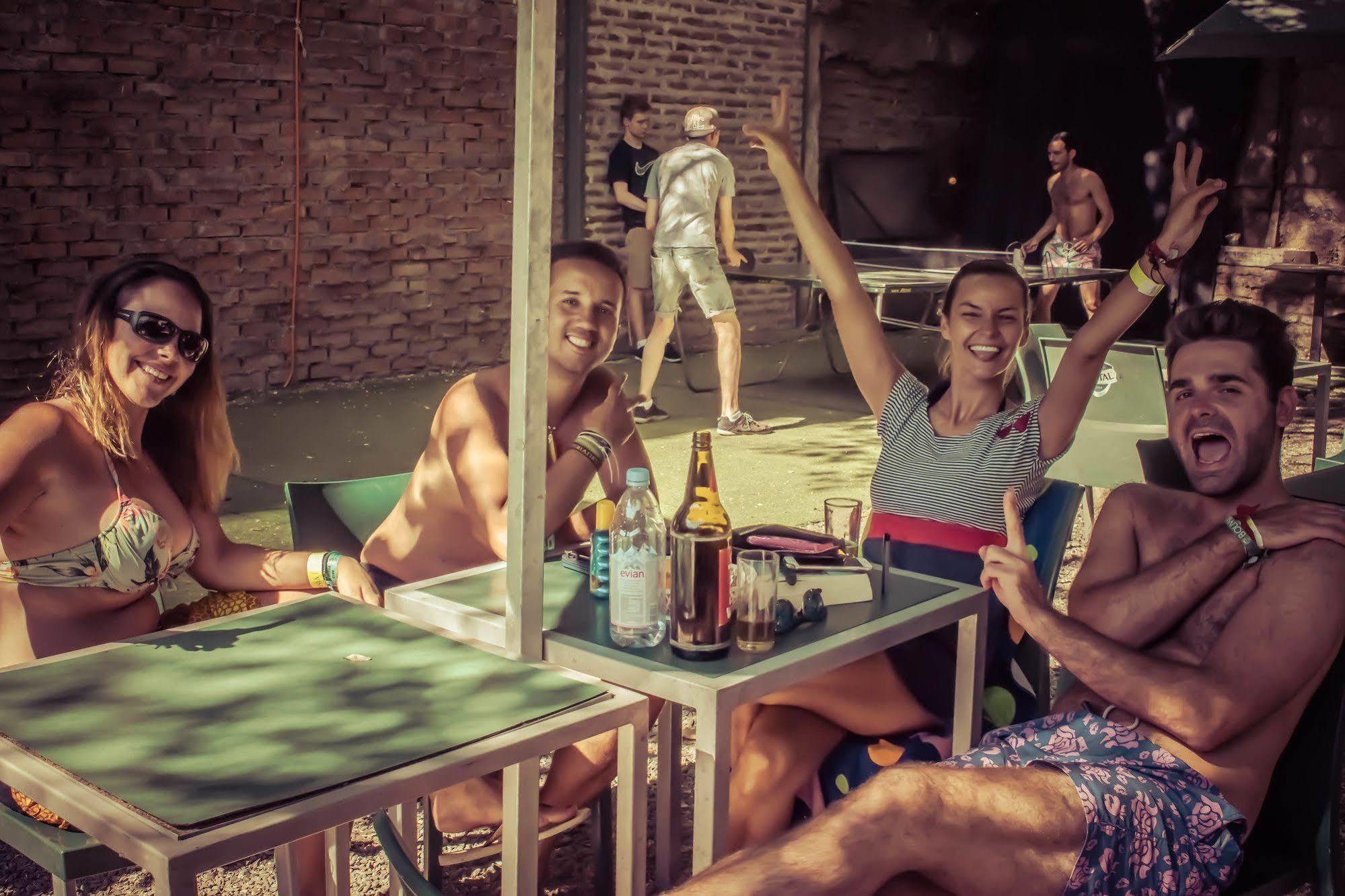 La Casa Roja Hostel Сантяго Екстериор снимка
